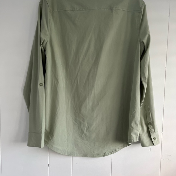 Eddie Bauer Classic Fit Departure 2.0 Long-Sleeve Shirt
Size Small - Picture 9 of 12